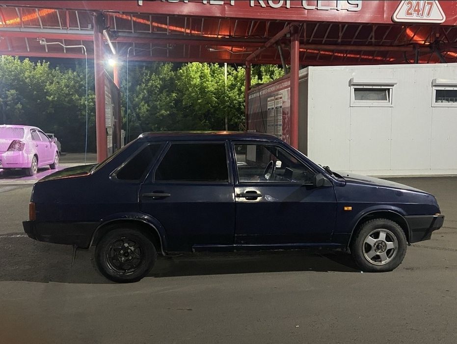 продам машину ваз 21099