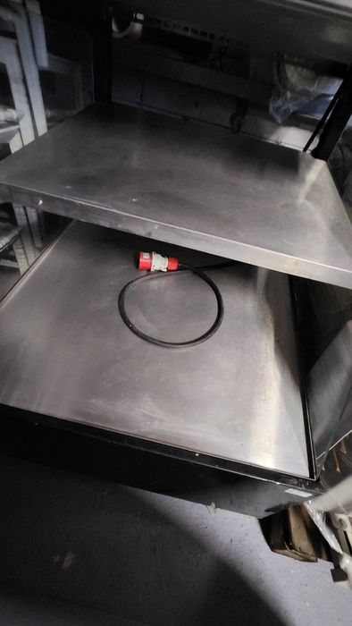 Vand rotisor pui Rotisol cu vitrina calda