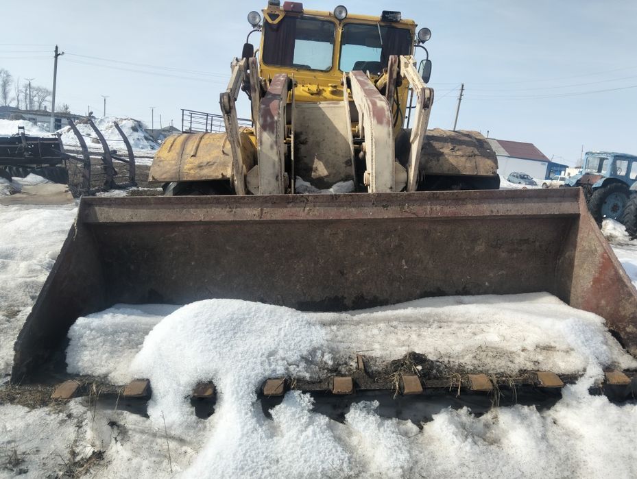 Продам погрузчик на к700