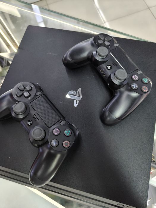 Срочно Playstation 4 pro