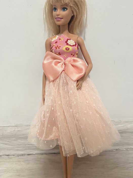 Кукла барби с одеждой barbie