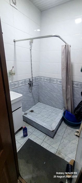 Bollarga kvartira 3 kishiga