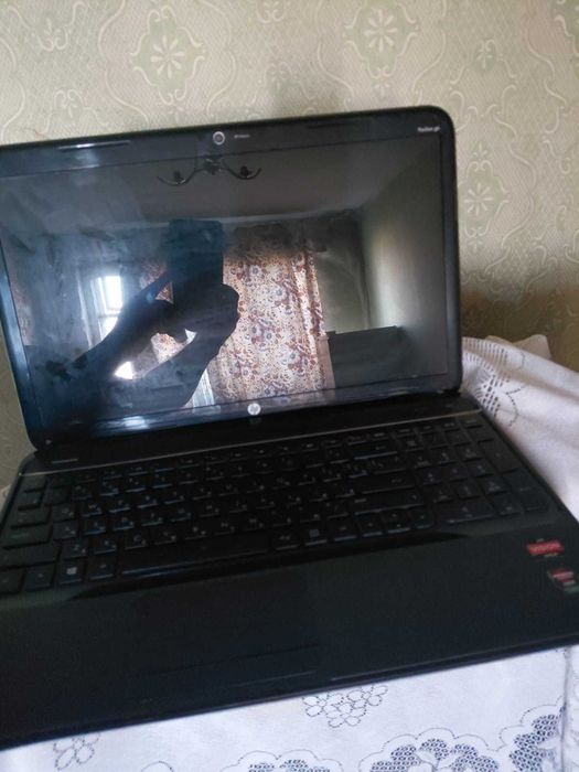 Ноутбук HP AMD VISION Radeon