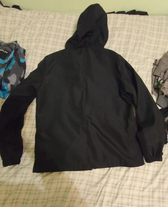 Black Calvin Klein jacket XL but fits L