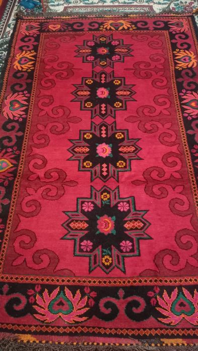 Қолдың түкті кілемі