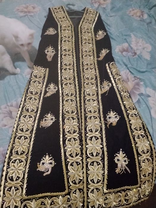 Zar xalat   bir marta kiylgan