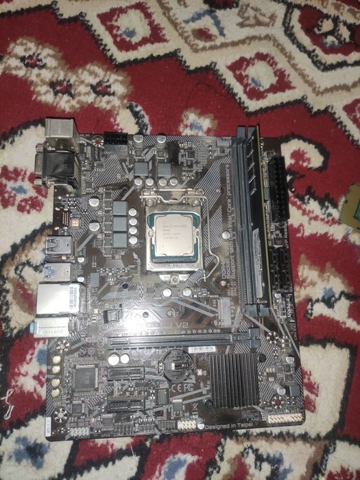 Продам комплектующие от компьютера