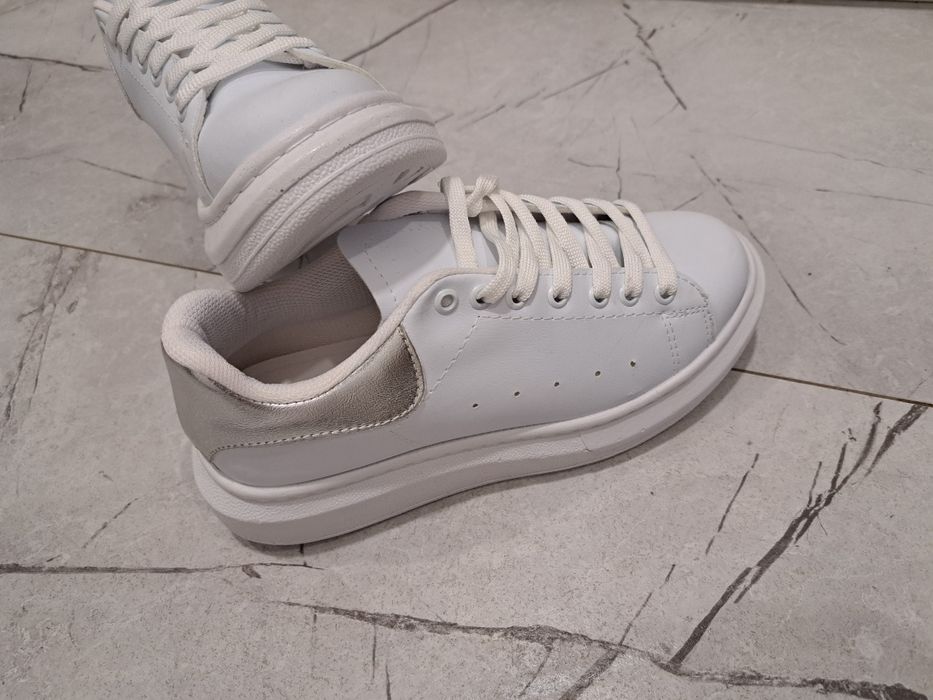 Нови  дамски маратонки