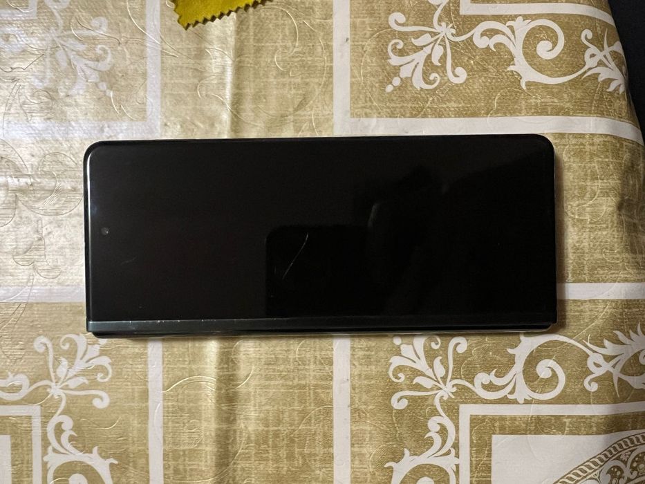 Samsung galaxy Z Fold 3