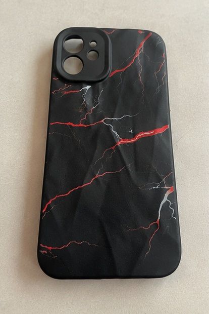 Чехол на iPhone 12