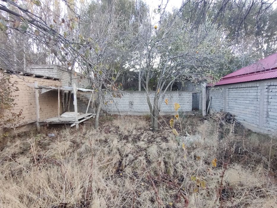 Chirchiqda hovli sotiladi