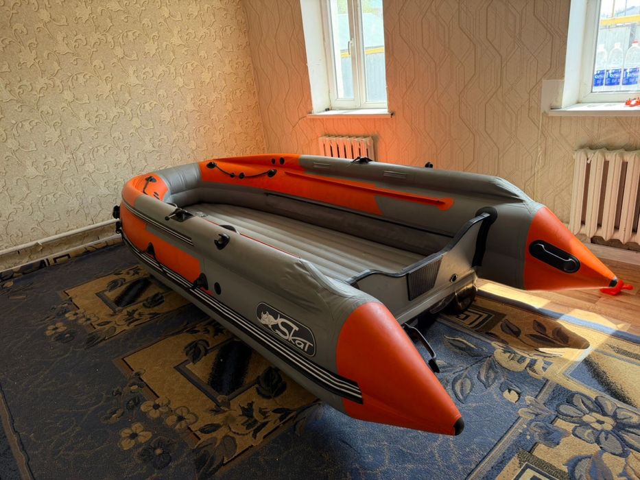 Лодка надувная Reef