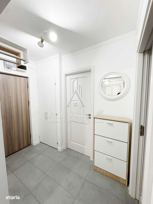 Apartament 2 camere, semidecomandat, zona Soarelui
