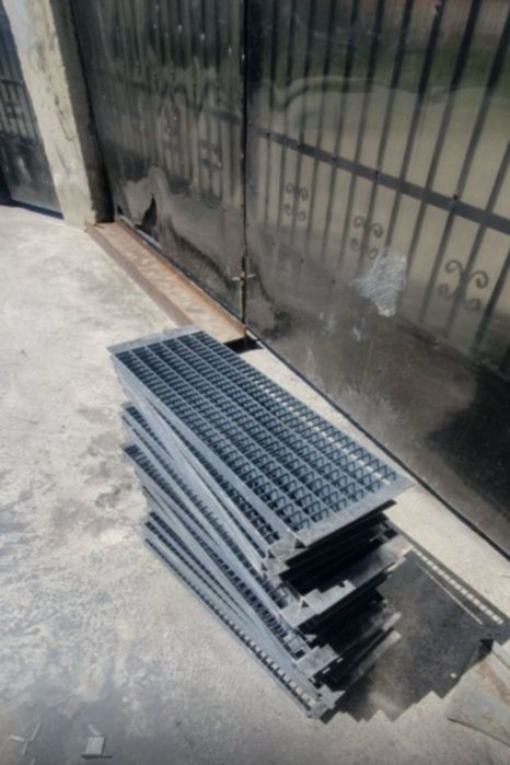 Trepte zincate rezistente