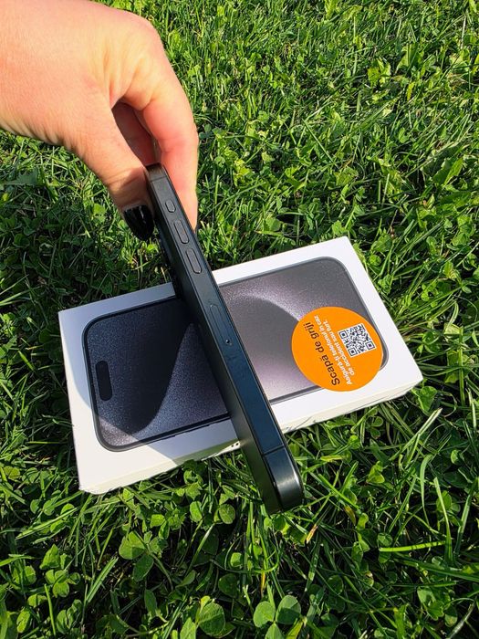 iPhone 15 Pro Black Titanium, 128 GB, garanție până in 05.2026