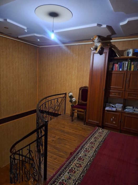 Eski votstroydan 6 sotix 8 xonali shinamgina hovli