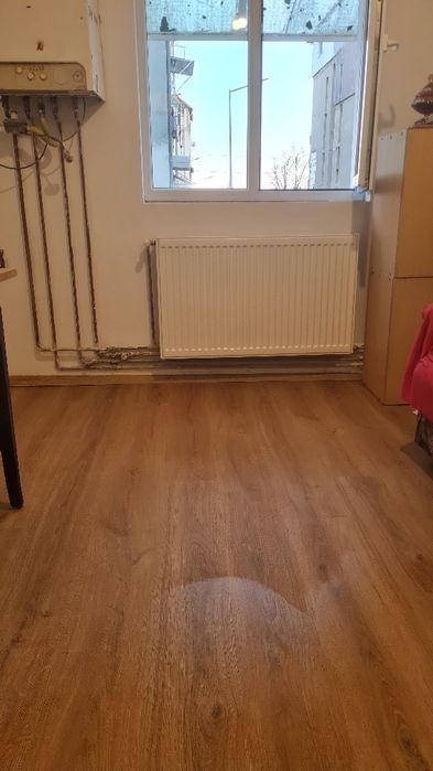 Vând garsoniera zona compa