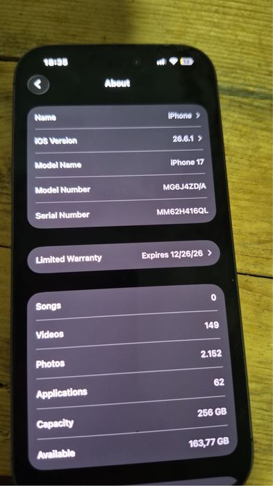 Iphone 17,256 gb