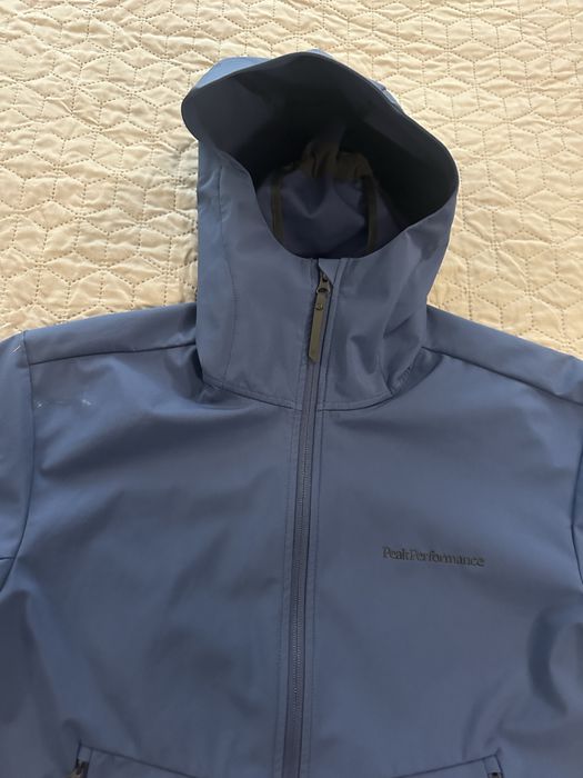 Softshell яке Peak Performance M