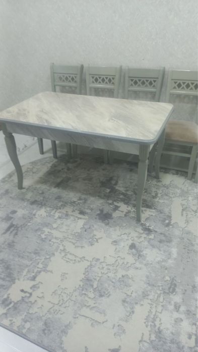 Ошхона мебели сотилади