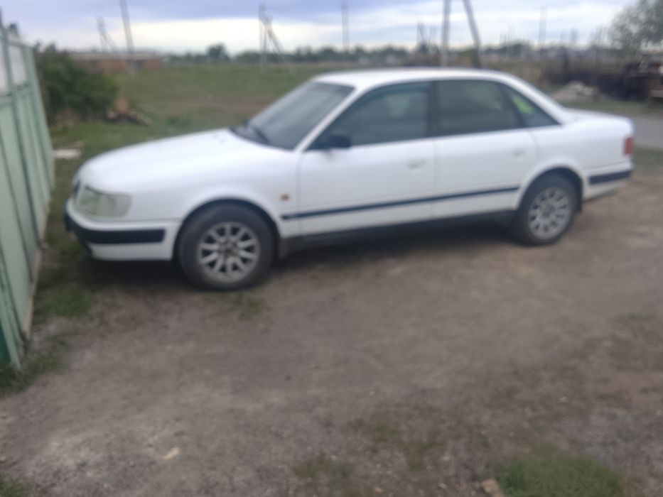 Ауди 100с4 продам