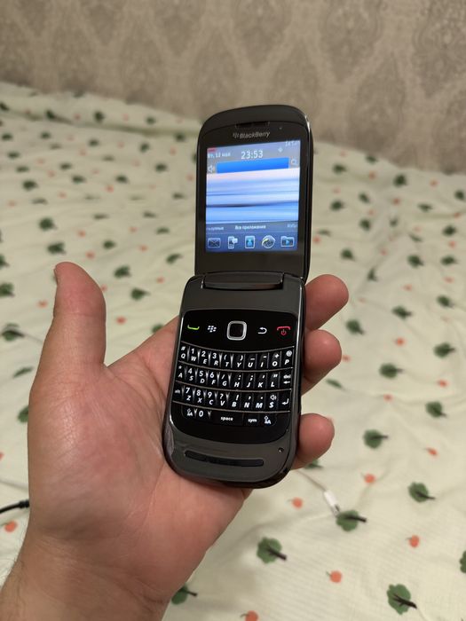 BlackBerry 9670 original
