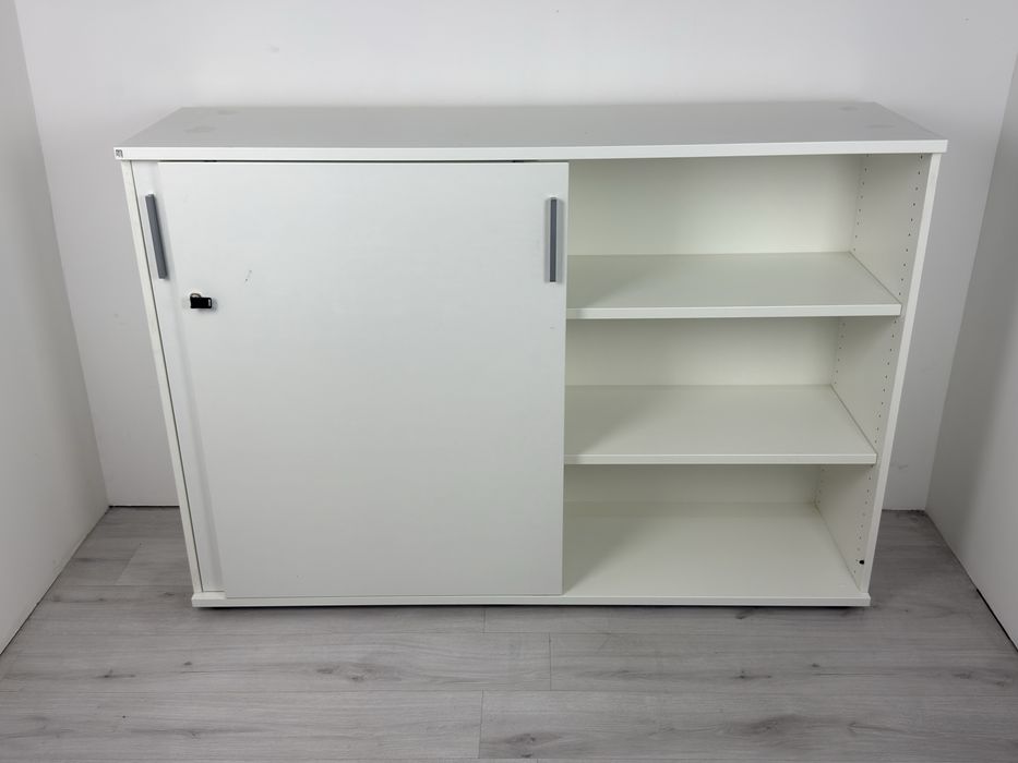 Шкафове за офис - съхранение и ефективност: