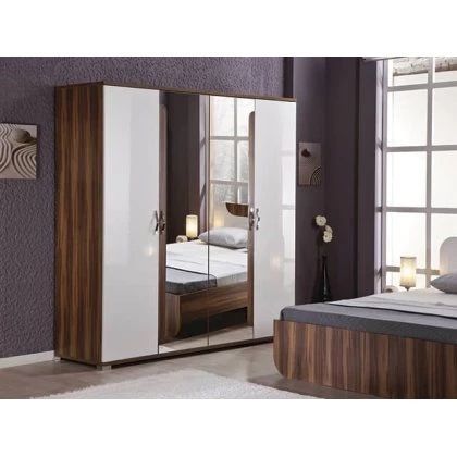 Продам спальный гарнитур