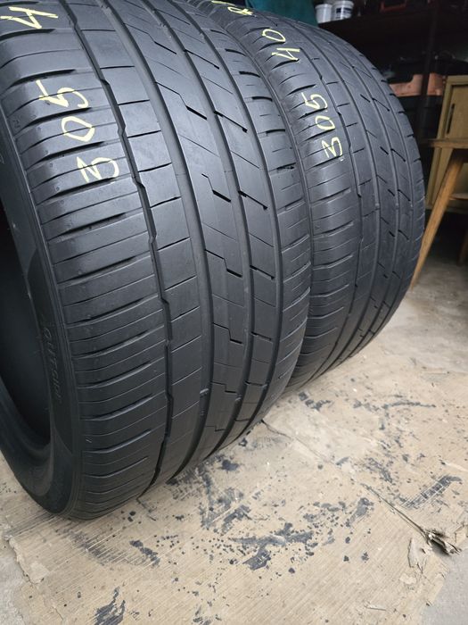 2 Anvelope Vară Hankook 305/40 R20 (RSC) Impecabile DOT3823.
