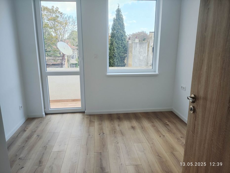 Продава се Четиристаен апартамент в Варна, Операта - 120 кв.м за 11 €/кв.м - Снимка #6