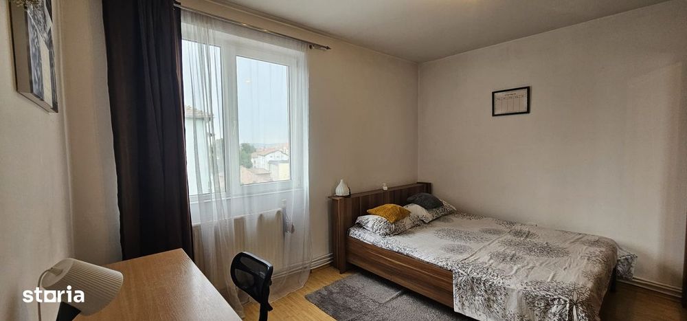 Apartament 3 camere Zona Spitalul Județean
