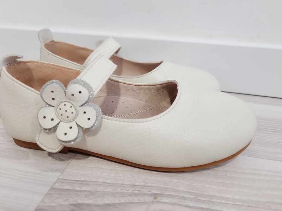 Pantofi de piele pt fete