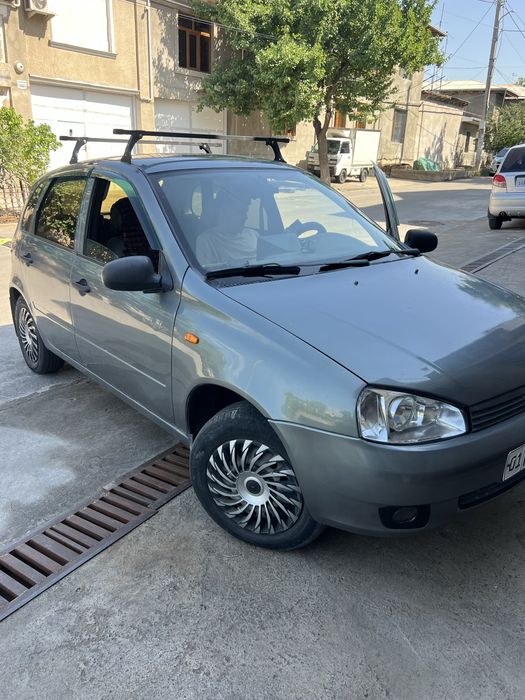 Lada kalina sotiladi
