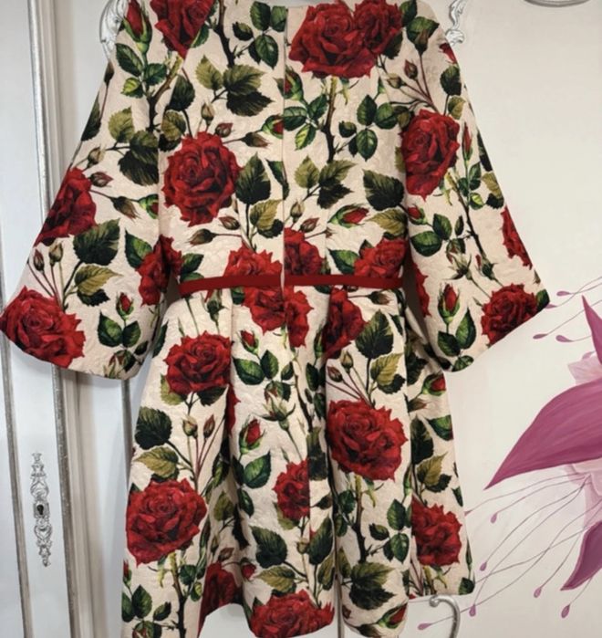 Rochie cu model floral