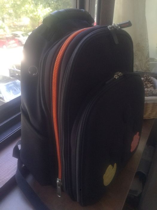 Vând rucsac doi în unu