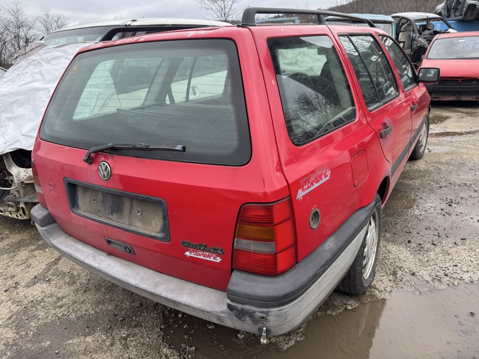 Vw Golf III Variant 1.8i 75hp 1994г На Части