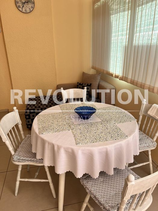 Дава се под наем Двустаен апартамент в Варна, Център - 38 кв.м за 400 € - Снимка #3