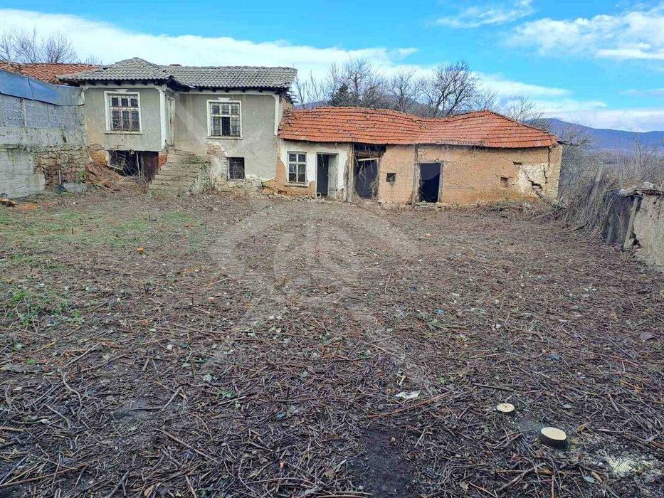 Продава се Парцел в Хисаря - 750 кв.м за 28 €/кв.м - Снимка #1