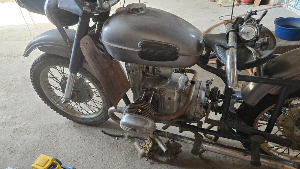 Продается мотоцикл Урал