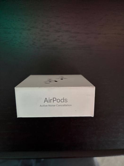 Casti Apple AirPods 4, Active Noise Cancellation