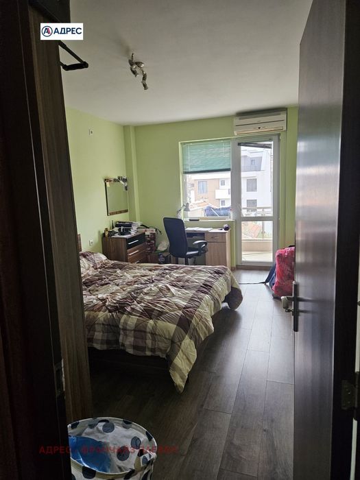 Продава се Тристаен апартамент в Плевен, Широк център - 100 кв.м за 1800 €/кв.м - Снимка #2