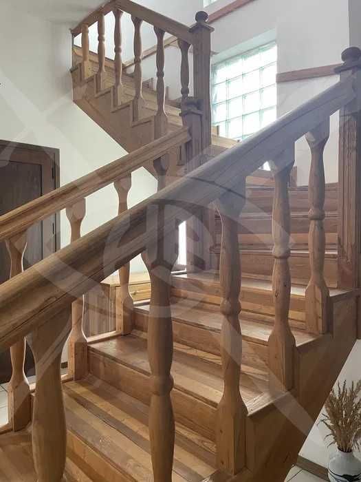 Триетажна къща в Хисаря 41122