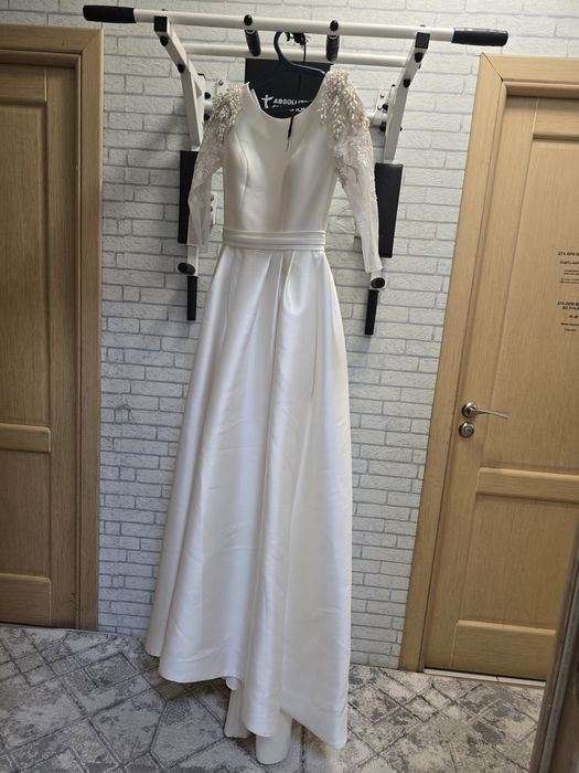 Новые свадебные платья 40'42'44'46'48'50