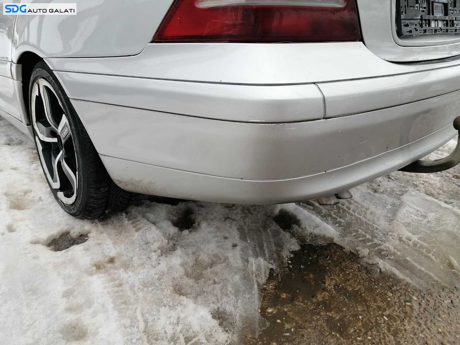 Bara Spoiler Spate Mercedes W203 Clasa C Class Berlina Sedan 2001 - 2007 Culoare 744