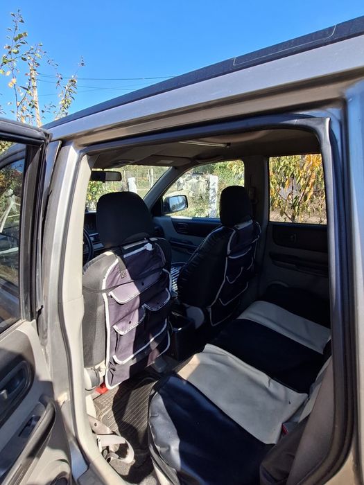 Vând sau dezmembrez Nissan X-Trail 2002