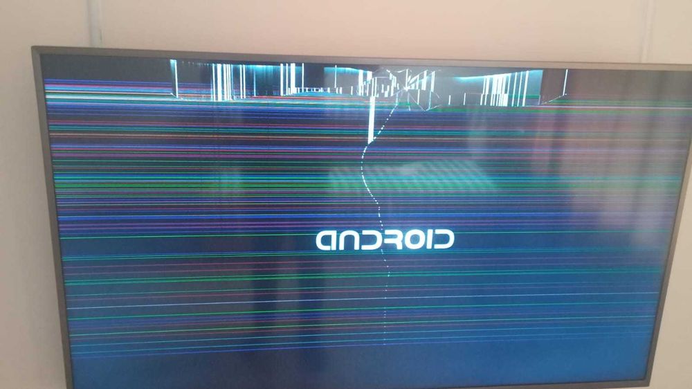 Продам смарт ТВ телевизор (smart TV)