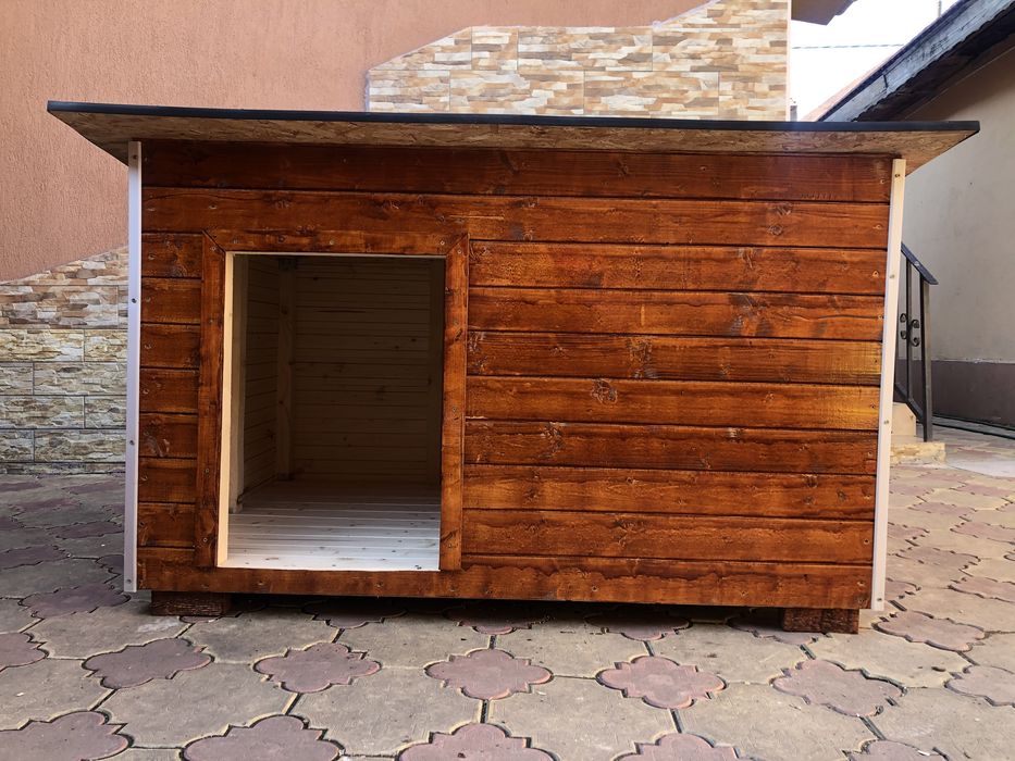 Cusca pentru caine cu acoperis rabatabil