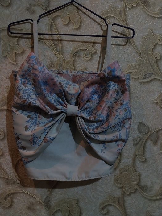 Продаётся вечерние платья