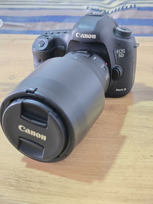 Canon 5d Mark iii , canon EF 70-300mm IS USM
