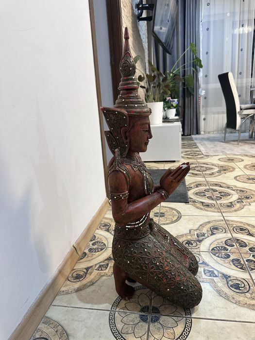 Statuie asiatica din lemn masiv sculptura manuala  mahon
